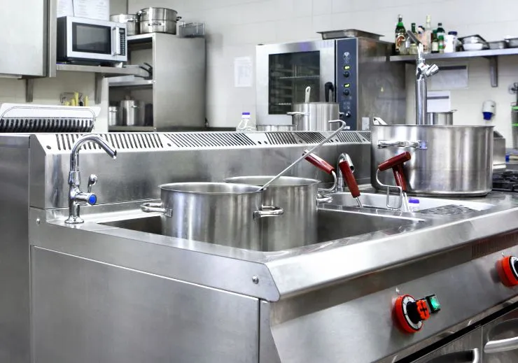 Kitchen Equipment Safety Tips